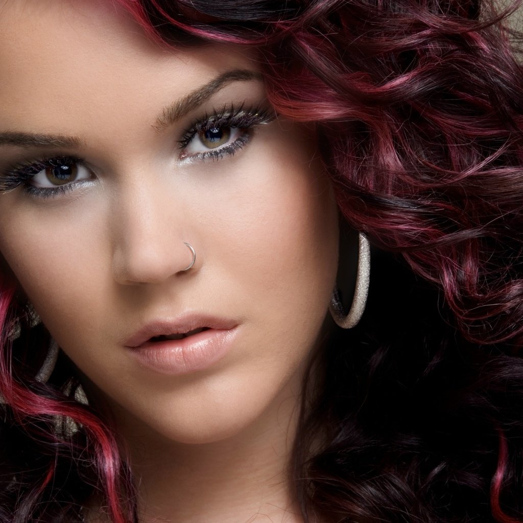 Обои крашеная, пирсинг, сёрьги, джосс стоун, painted, piercing, earrings, joss stone разрешение 3869x2572 Загрузить