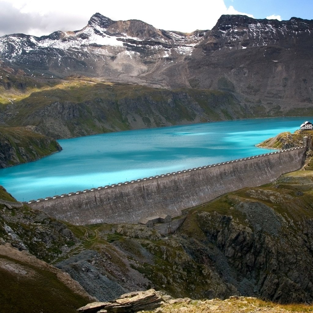 Обои озеро, горы, скалы, дамба, плотина, запруда, lake, mountains, rocks, dam разрешение 1920x1080 Загрузить