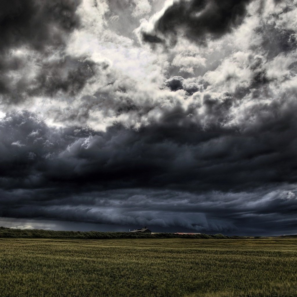 Обои облака, мрак, поле, clouds, the darkness, field разрешение 1920x1200 Загрузить