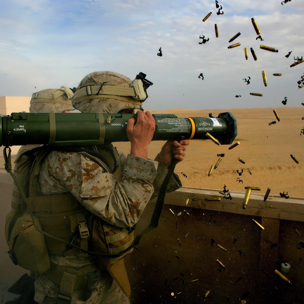 Обои оружие, солдаты, гильзы, at4-hs, базука, weapons, soldiers, sleeve, bazooka разрешение 2000x1485 Загрузить