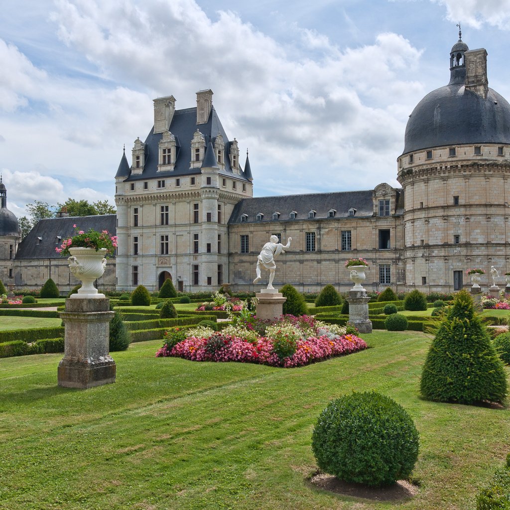 Обои замок, франция, валансе, департамент, эндр, castle, france, valence, the department, indre разрешение 4272x2848 Загрузить