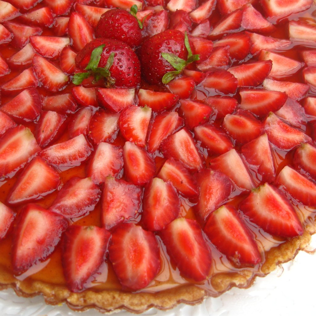 Обои красиво, клубничка, торт, вкусно, сладко, beautiful, strawberry, cake, delicious, sweet разрешение 3264x2448 Загрузить