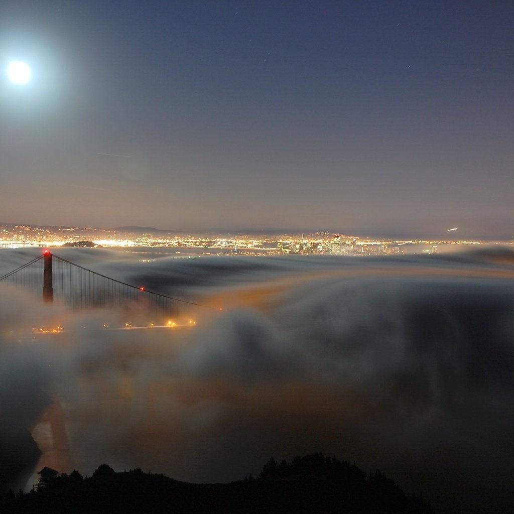 Обои ночь, туман, мост, город, луна, night, fog, bridge, the city, the moon разрешение 3008x2000 Загрузить