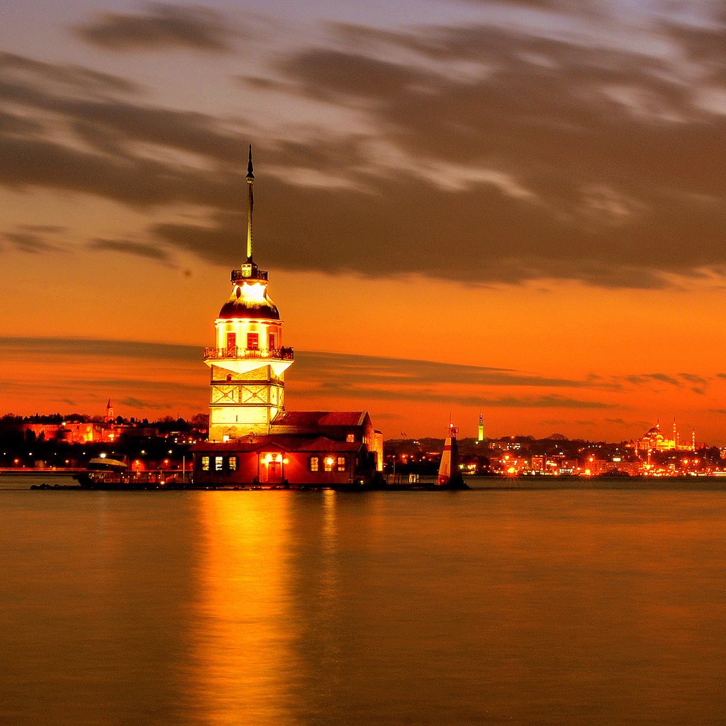 Обои закат, стамбул, девичья башня, maiden's tower, the maiden's tower, bosphorus, sunset, istanbul, maiden tower разрешение 3359x2092 Загрузить