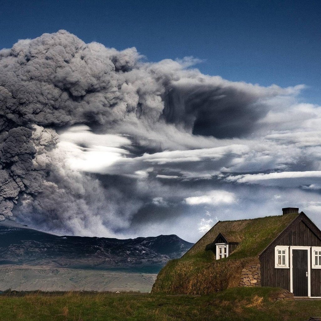 Обои горы, природа, дым, домик, вулкан, исландия, пепел, mountains, nature, smoke, house, the volcano, iceland, ash разрешение 1920x1200 Загрузить