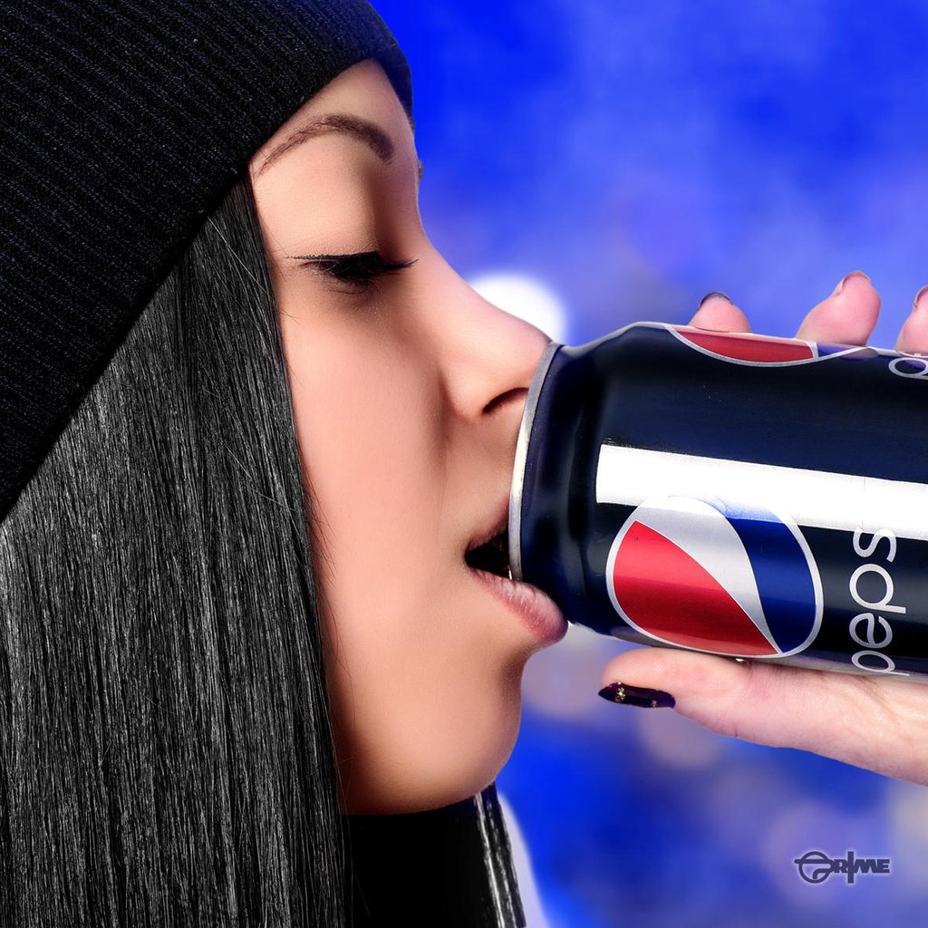 Обои девушка, фотограф, губы, шапка, жажда, банка, личико, alexander prime, пепси, pepsi, girl, photographer, lips, hat, thirst, bank, face разрешение 2048x1184 Загрузить