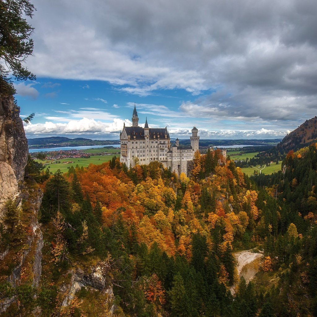 Обои осень, германия, бавария, замок нойшванштайн, autumn, germany, bayern, neuschwanstein castle разрешение 2000x1333 Загрузить