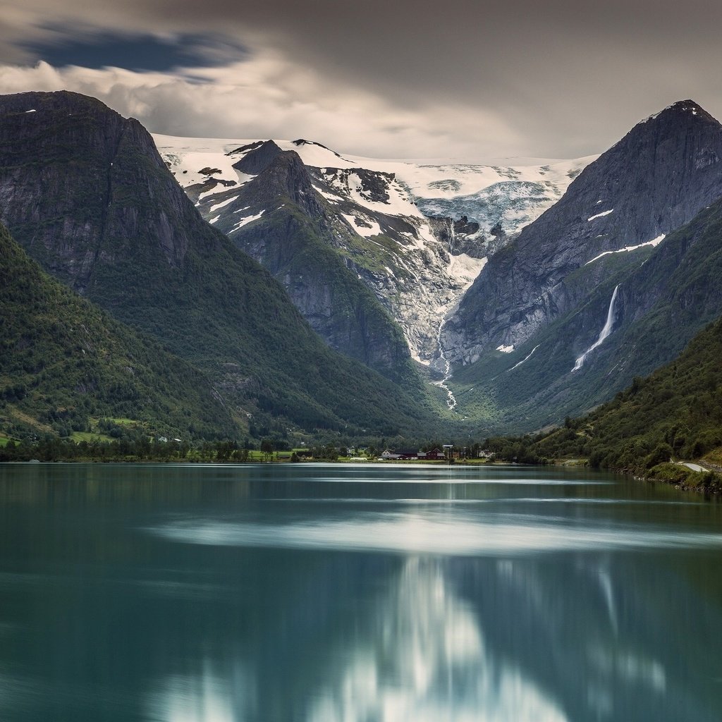 Обои озеро, горы, норвегия, норвегии, национальный парк йостедалсбреен, ледник бриксдаль, stryn, briksdalsbreen, briksdal glacier, стрюн, lake, mountains, norway, jostedalsbreen national park, the briksdal glacier разрешение 2048x1365 Загрузить