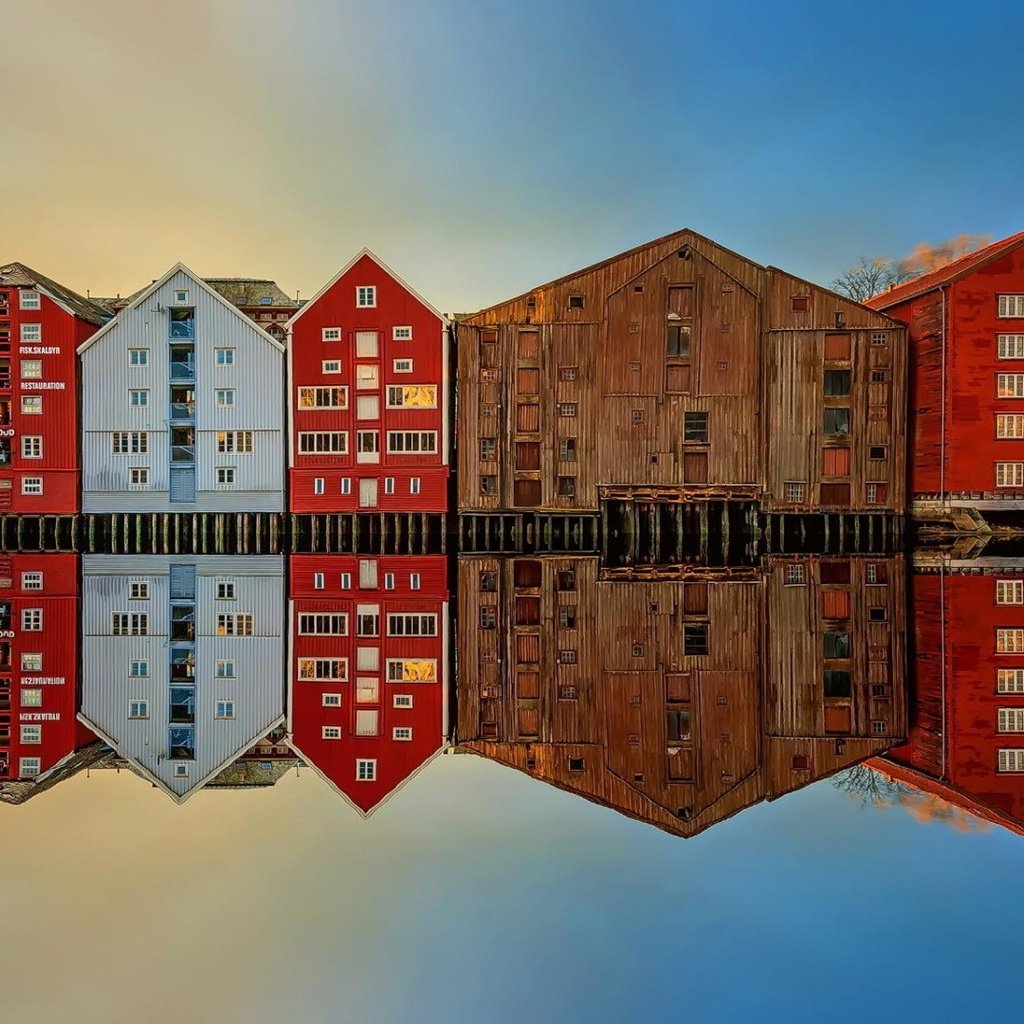 Обои отражение, город, дома, норвегия, тронхейм, reflection, the city, home, norway, trondheim разрешение 1920x1080 Загрузить