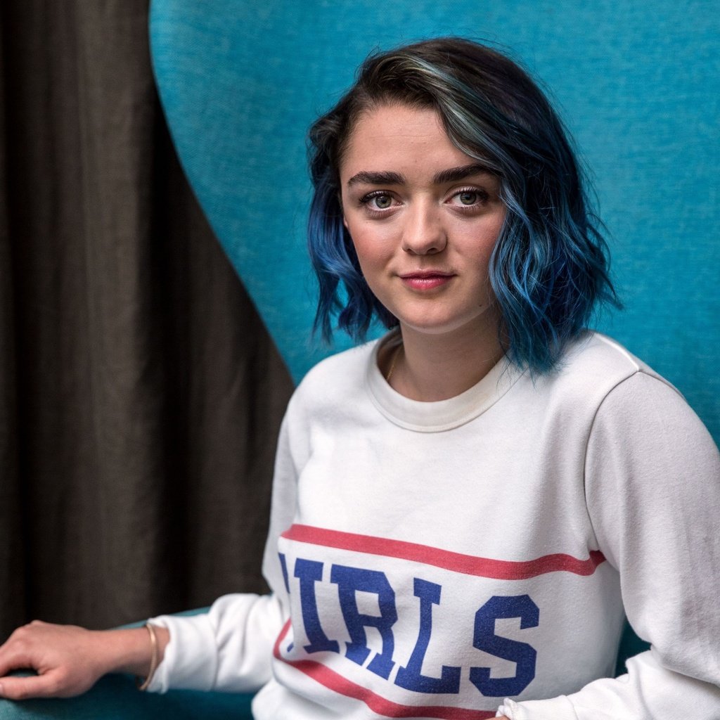 Обои девушка, улыбка, взгляд, волосы, лицо, актриса, maisie williams, girl, smile, look, hair, face, actress разрешение 3456x2870 Загрузить