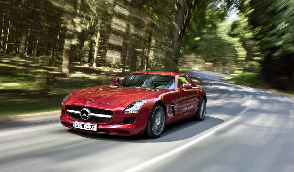 Обои красный, скорость, слс амг, мерс, бенц, red, speed, sls amg, mercedes, benz разрешение 1920x1200 Загрузить