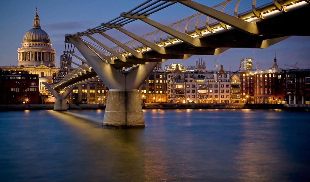 Обои мост, лондон, темза, здания, мост миллениум, пешеходный мост, bridge, london, thames, building, millenium bridge разрешение 1920x1200 Загрузить