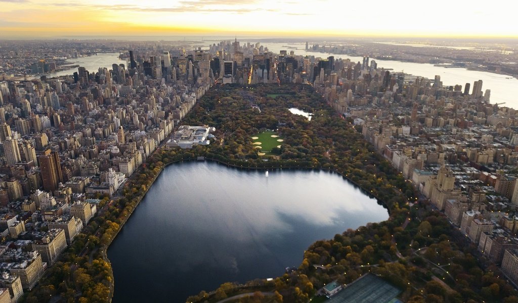 Обои вид сверху, небоскребы, нью-йорк, центральный парк, the view from the top, skyscrapers, new york, central park разрешение 1920x1080 Загрузить