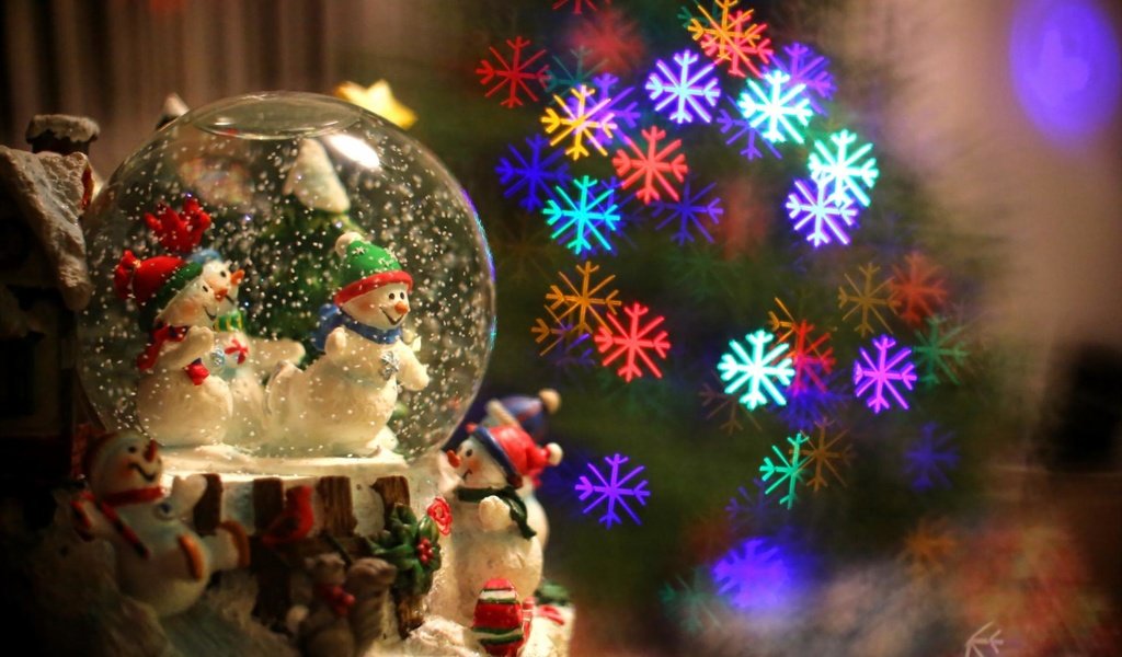 Обои новый год, снежинки, фон, игрушки, праздник, рождество, снеговики, new year, snowflakes, background, toys, holiday, christmas, snowmen разрешение 1920x1200 Загрузить
