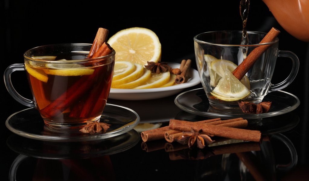 Обои корица, лимон, чай, чайник, чашки, бадьян, cinnamon, lemon, tea, kettle, cup, star anise разрешение 2560x1600 Загрузить