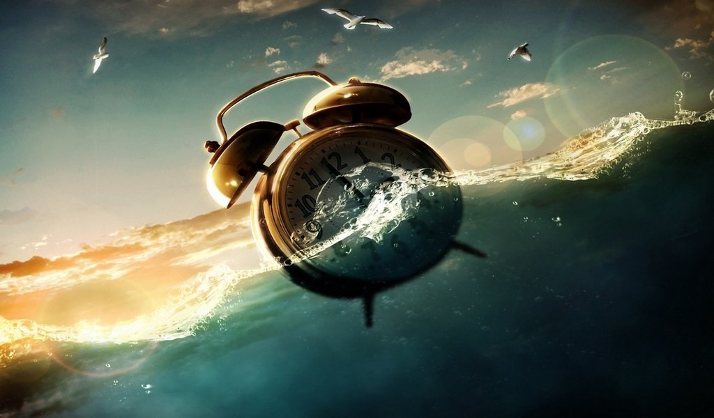 Обои будильник в воде, alarm clock in water разрешение 2560x1600 Загрузить