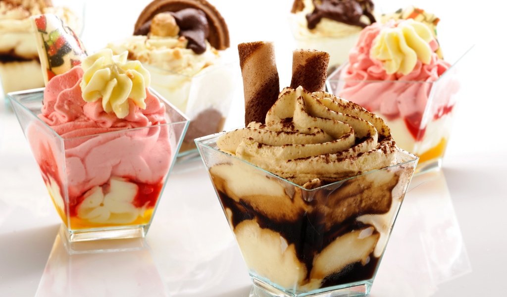 Обои мороженое, сладкое, десерт, шоколадное, клубничное, ice cream, sweet, dessert, chocolate, strawberry разрешение 3200x2125 Загрузить
