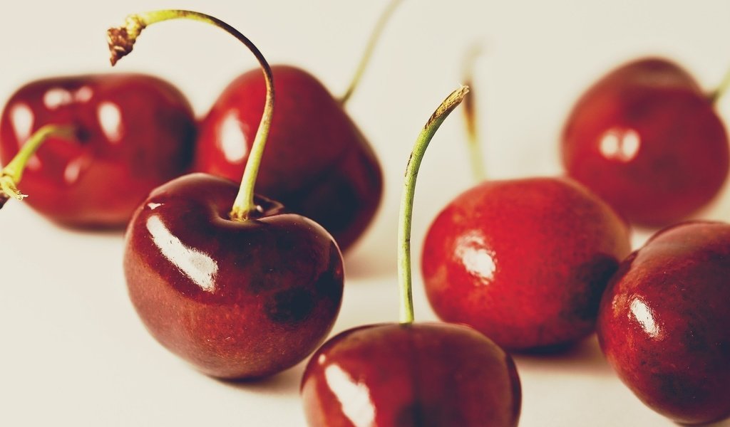 Обои макро, черешня, ягоды, вишня, macro, cherry, berries разрешение 1920x1280 Загрузить