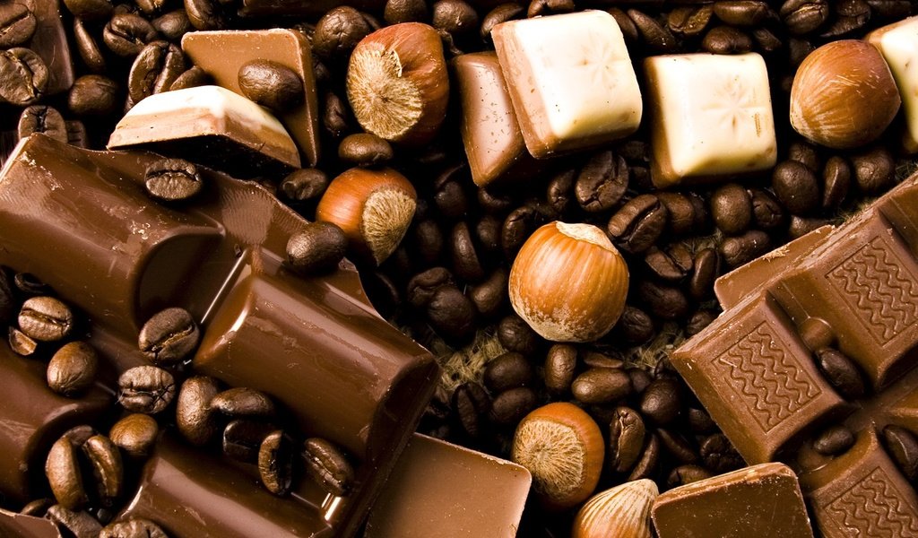 Обои орехи, кофе, шоколад, кофейные зерна, фундук, nuts, coffee, chocolate, coffee beans, hazelnuts разрешение 1920x1080 Загрузить