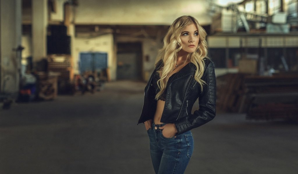 Обои девушка, блондинка, модель, джинсы, куртка, tonny jorgensen, nathan photography, christine bogh liljegren, girl, blonde, model, jeans, jacket разрешение 1920x1200 Загрузить