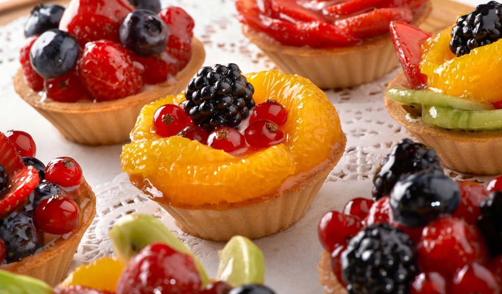Обои ягоды, десерт, пирожные, berries, dessert, cakes разрешение 5120x3417 Загрузить