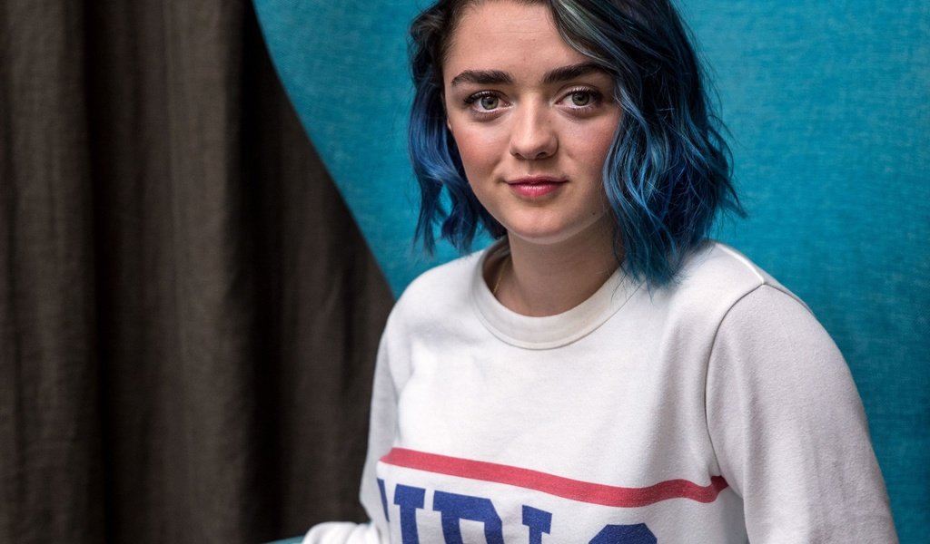 Обои девушка, улыбка, взгляд, волосы, лицо, актриса, maisie williams, girl, smile, look, hair, face, actress разрешение 3456x2870 Загрузить