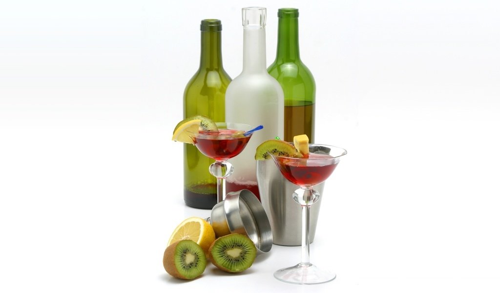 Обои фрукты, вино, коктейль, киви, бокалы, бутылки, мартини, лимоны, fruit, wine, cocktail, kiwi, glasses, bottle, martini, lemons разрешение 1920x1080 Загрузить