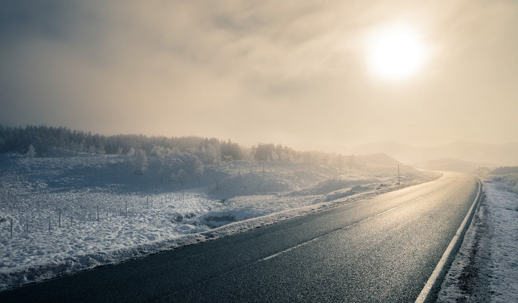 Обои дорога, зима, утро, туман, road, winter, morning, fog разрешение 2048x1367 Загрузить