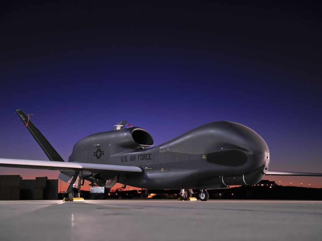 Обои сша, беспилотный летательный аппарат, northrop grumman rq-4, uav, usa, unmanned aerial vehicle разрешение 4256x2832 Загрузить