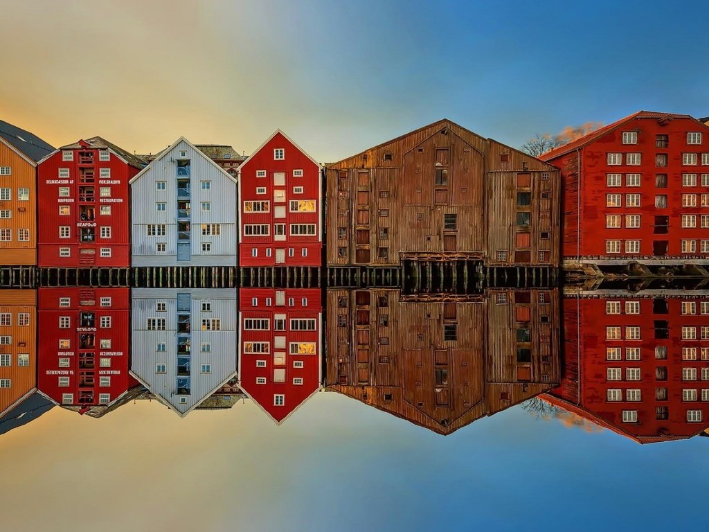 Обои отражение, город, дома, норвегия, тронхейм, reflection, the city, home, norway, trondheim разрешение 1920x1080 Загрузить