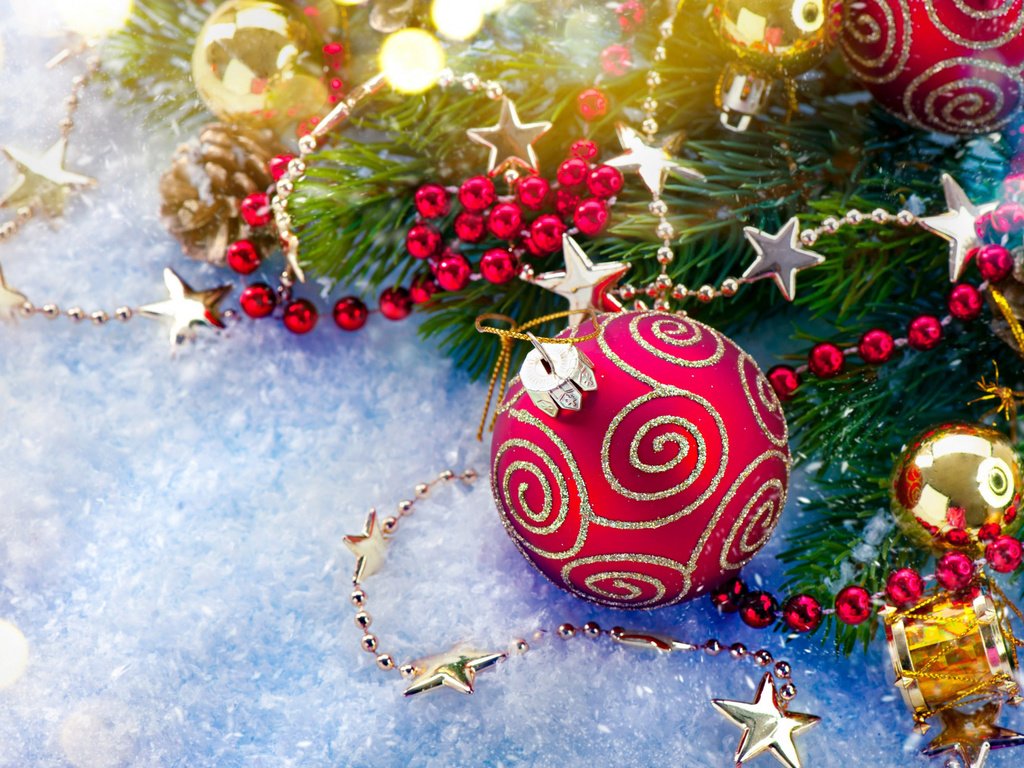 Обои новый год, шар, игрушки, бусы, праздник, рождество, новогодние украшения, new year, ball, toys, beads, holiday, christmas, christmas decorations разрешение 1920x1200 Загрузить