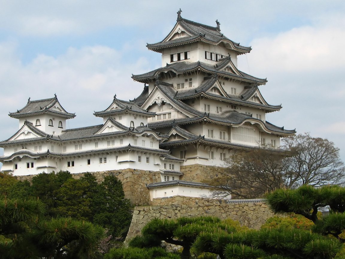 Обои япония, замок химэдзи, замок белой цапли, japan, himeji castle, castle of the white heron разрешение 2560x1600 Загрузить