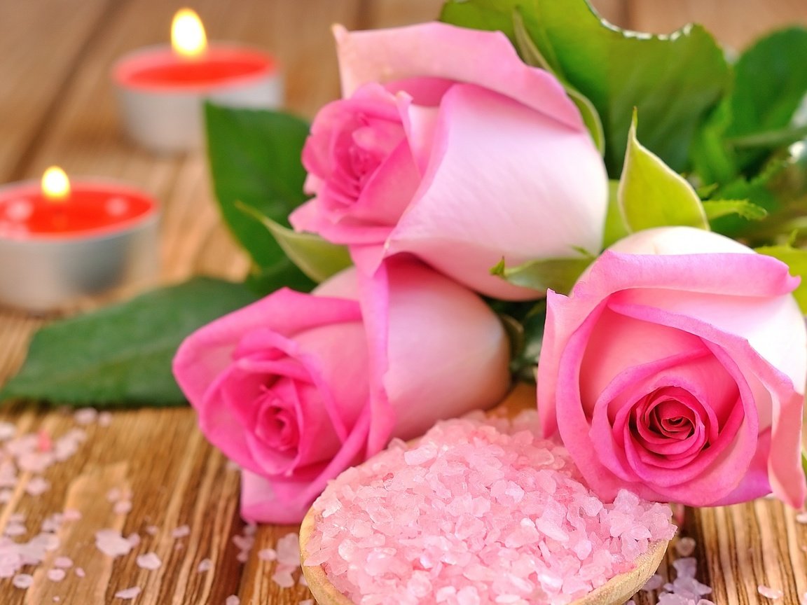 Обои бутоны, розы, лепестки, розовые, свечки, соль, buds, roses, petals, pink, candle, salt разрешение 2880x1800 Загрузить