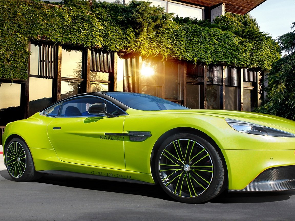 Обои aston martin vanquish разрешение 2560x1440 Загрузить