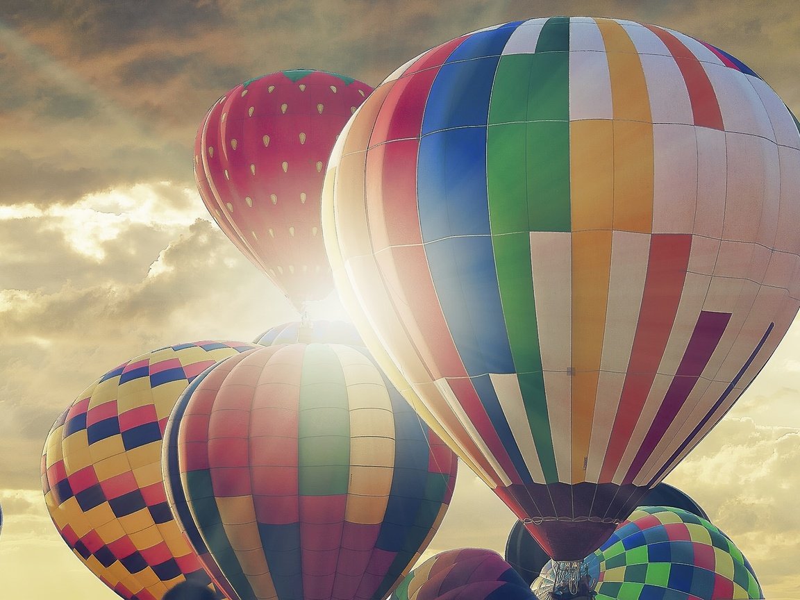 Обои небо, разноцветные, воздушные шары, воздушный шар, аэростат, аэростаты, the sky, colorful, balloons, balloon разрешение 2048x1357 Загрузить