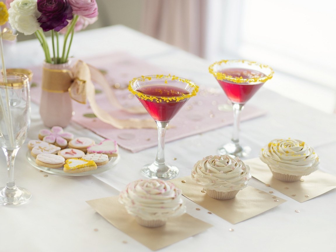 Обои коктейль, сладкое, печенье, кексы, ваза .цветы, cocktail, sweet, cookies, cupcakes, vase .flowers разрешение 2048x1336 Загрузить
