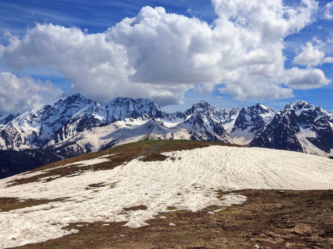 Обои горы, снег, природа, весна, кавказ, красная поляна, перевал аишхо, mountains, snow, nature, spring, the caucasus, krasnaya polyana, pass aisha разрешение 2560x1706 Загрузить