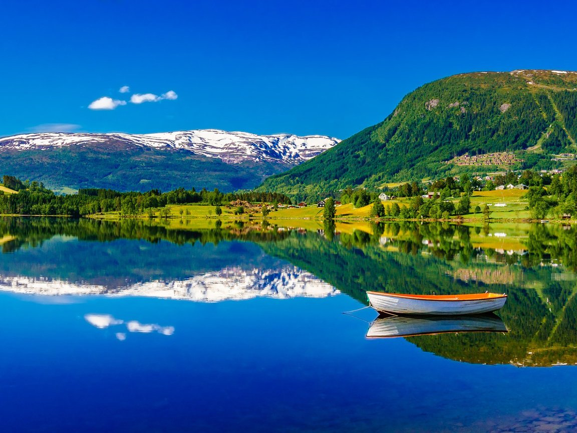 Обои небо, река, горы, отражение, побережье, лодка, норвегия, the sky, river, mountains, reflection, coast, boat, norway разрешение 1920x1200 Загрузить