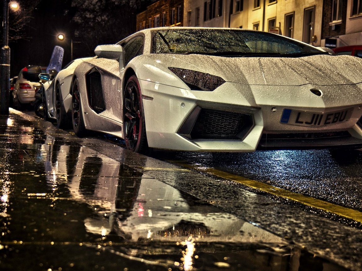 Обои дождь, ламборгини, суперкар, ламборджини авентадор, rain, lamborghini, supercar, lamborghini aventador разрешение 1920x1080 Загрузить