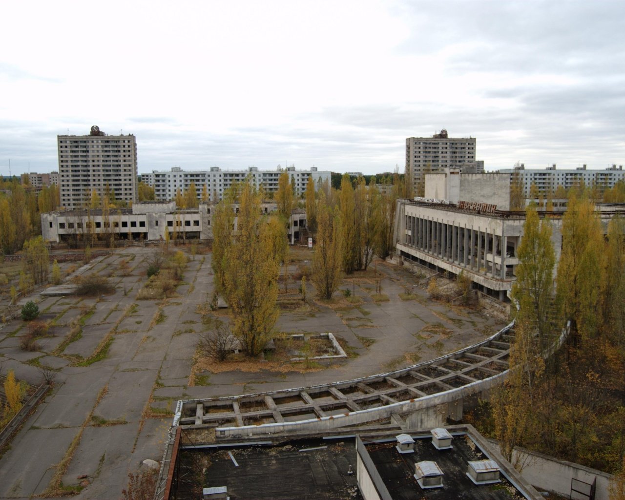 Обои чернобыль, мертвый город, chernobyl, dead city разрешение 3900x2613 Загрузить