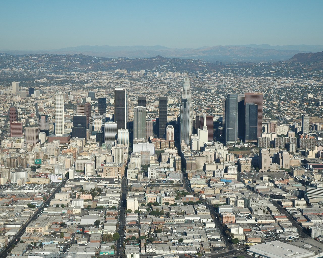 Обои losangeles, her recent разрешение 3008x2000 Загрузить