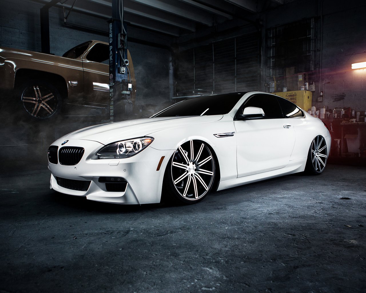 Обои белая, гараж, бмв, м6, white, garage, bmw, m6 разрешение 2560x1600 Загрузить