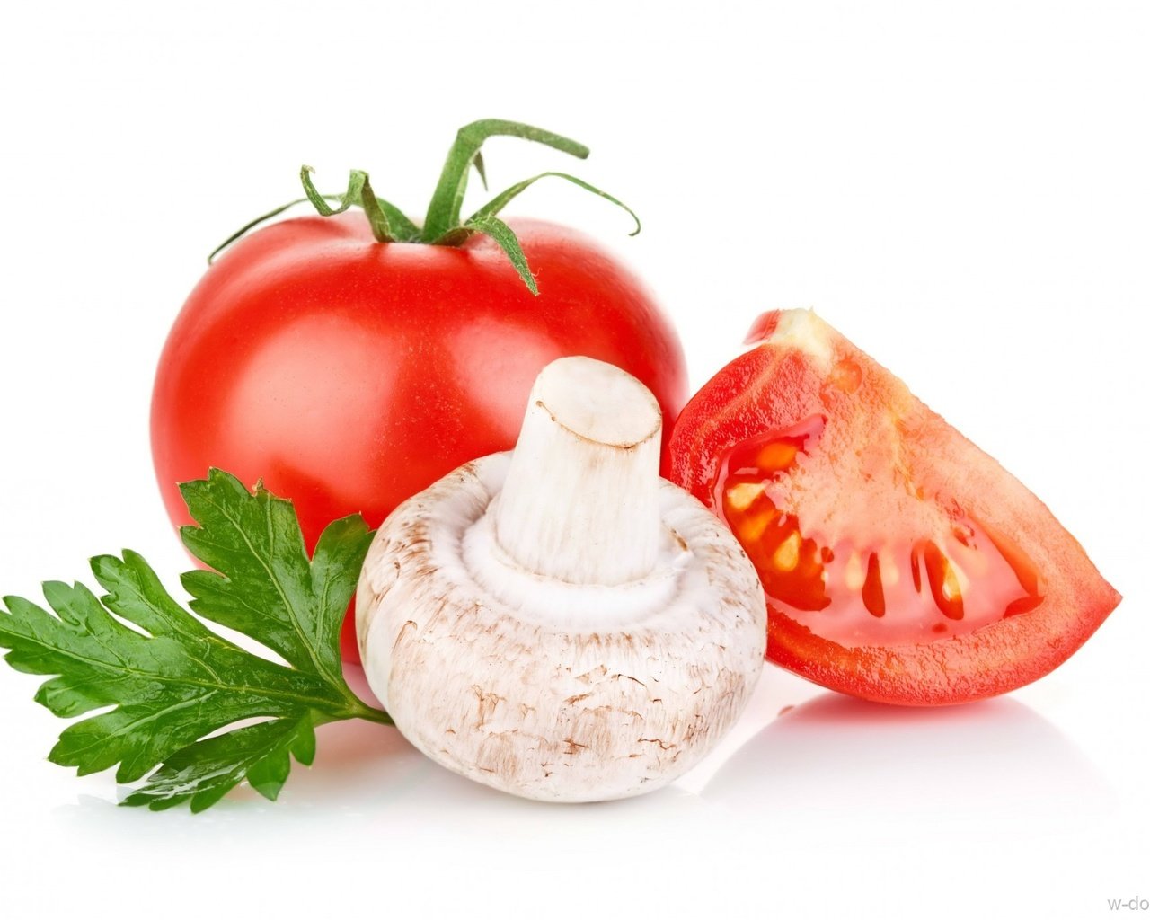 Обои гриб, белый фон, овощи, помидоры, петрушка, шампиньон, mushroom, white background, vegetables, tomatoes, parsley, champignon разрешение 1920x1395 Загрузить