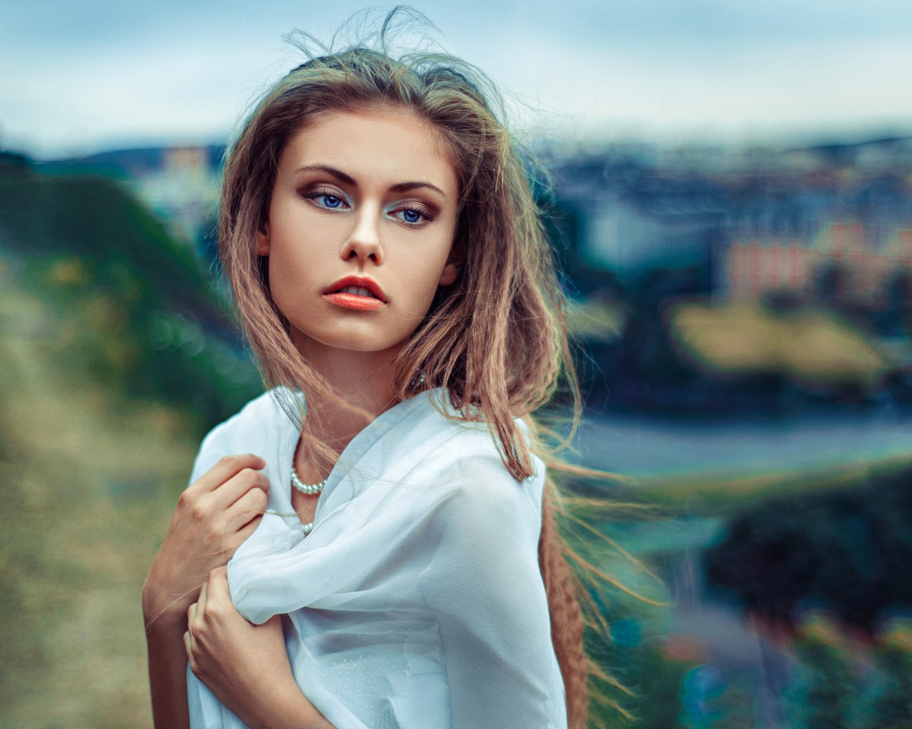 Обои глаза, девушка, портрет, модель, волосы, лицо, ветер, alek, eyes, girl, portrait, model, hair, face, the wind разрешение 2048x1365 Загрузить