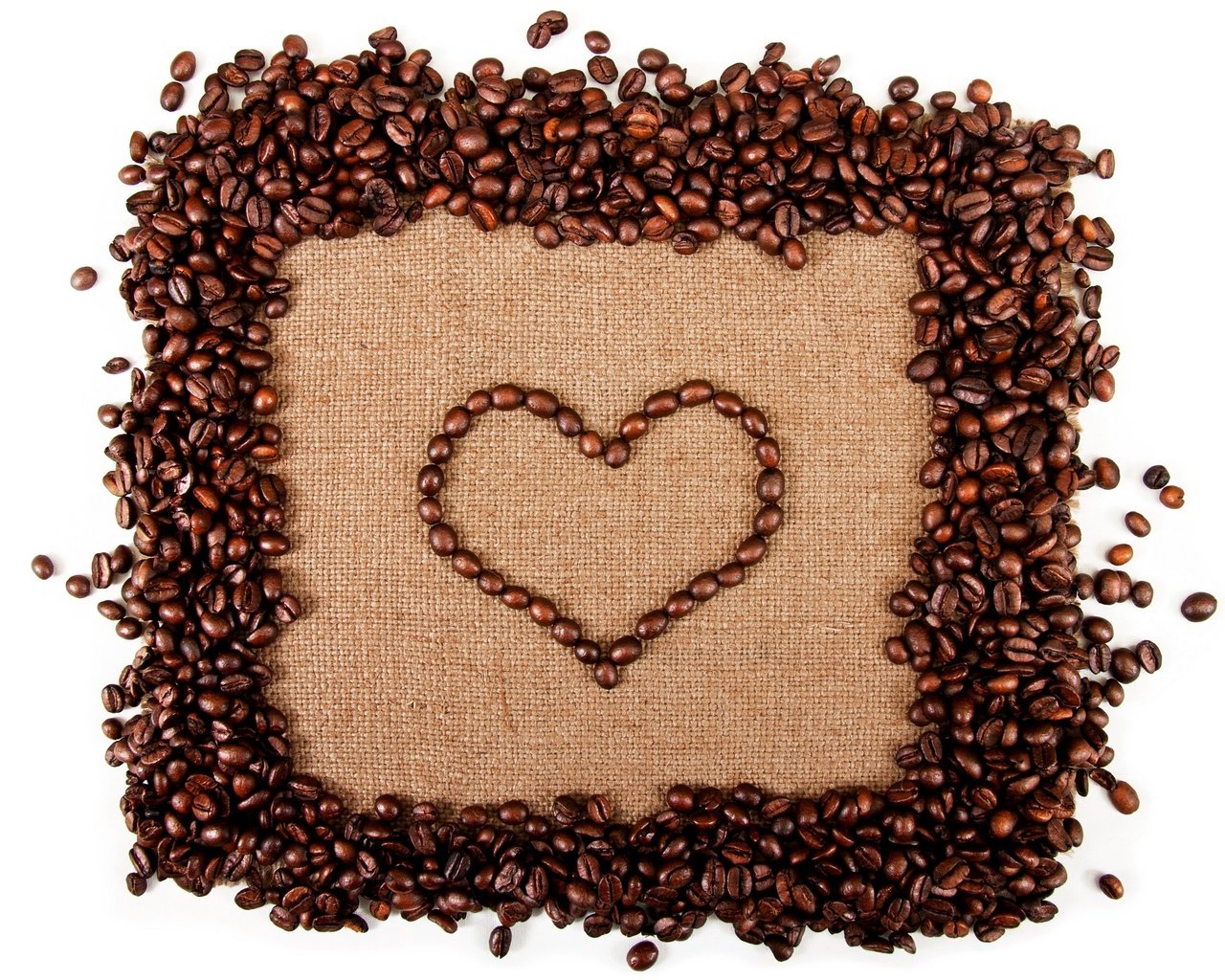 Обои зерна, кофе, сердце, сердечка, бобы, grain, coffee, heart, beans разрешение 2880x2237 Загрузить