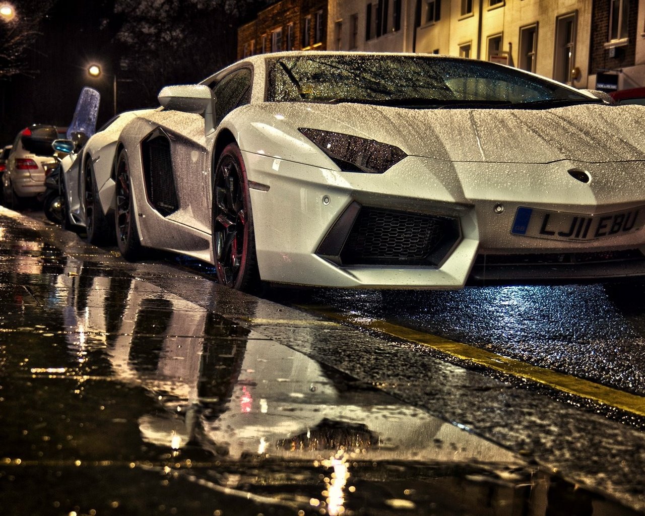 Обои дождь, ламборгини, суперкар, ламборджини авентадор, rain, lamborghini, supercar, lamborghini aventador разрешение 1920x1080 Загрузить