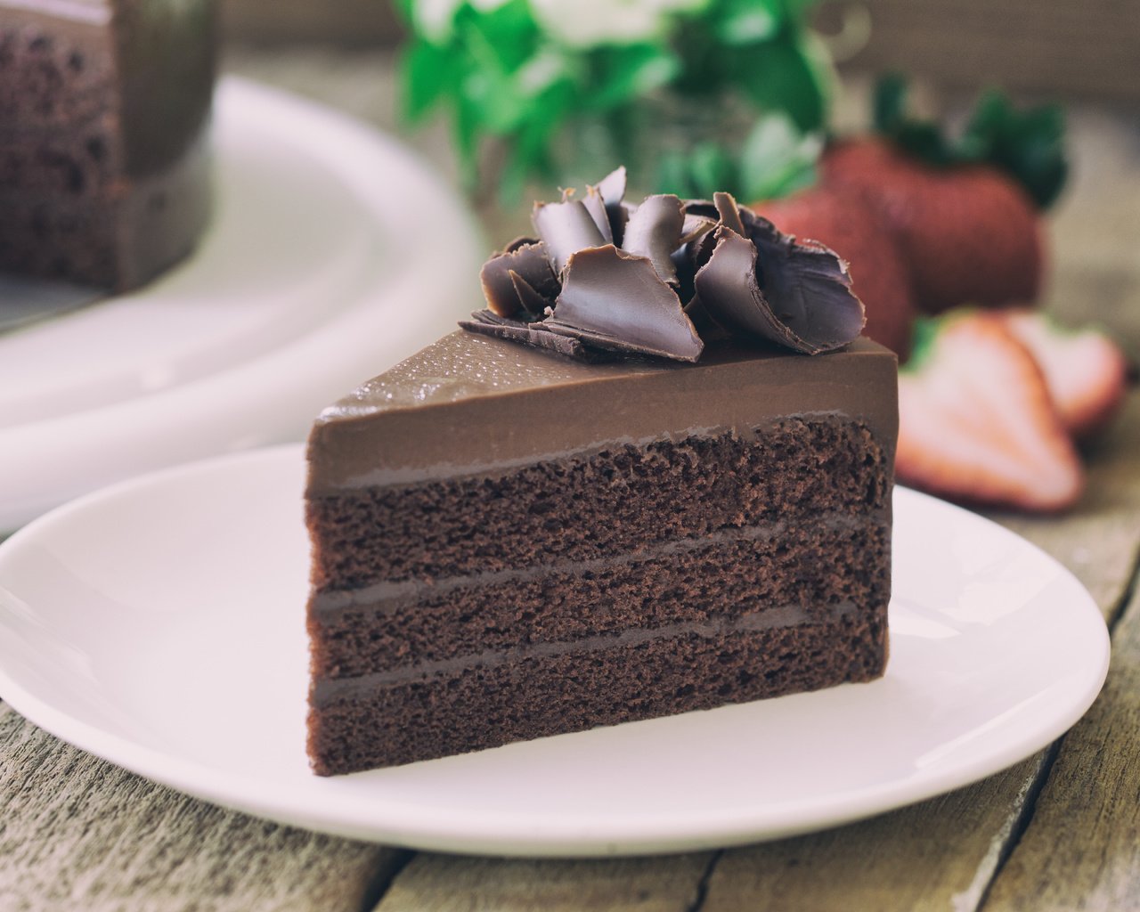 Обои шоколад, тарелка, торт, 28, кусок торта, chocolate, plate, cake, piece of cake разрешение 5184x3456 Загрузить