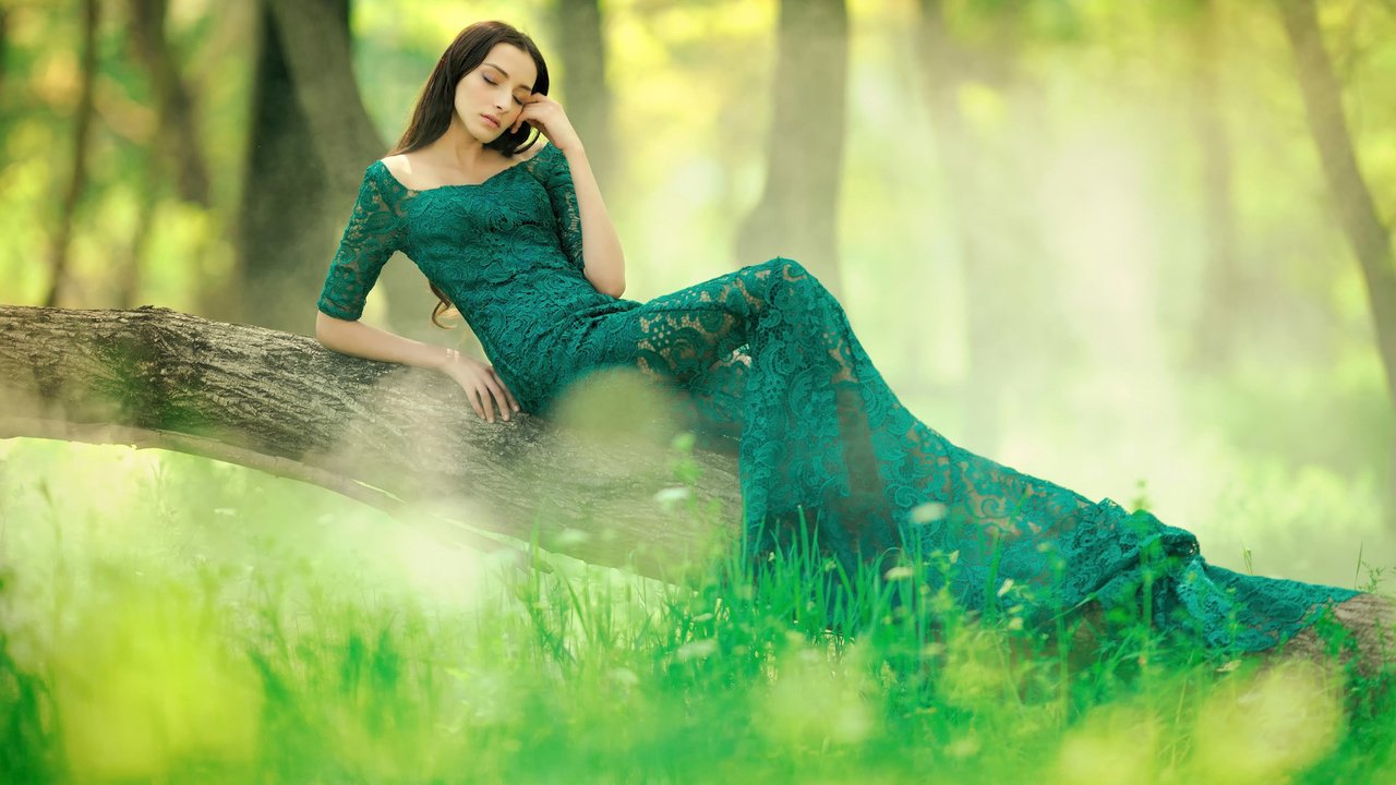 Обои зелень, лес, девушка, платье, rafa, в зелёном, greens, forest, girl, dress, in green разрешение 1920x1280 Загрузить