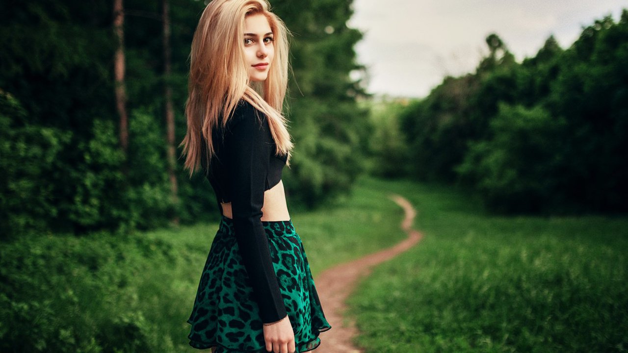 Обои природа, девушка, платье, блондинка, галина ровер, nature, girl, dress, blonde, galina rover разрешение 2880x1800 Загрузить