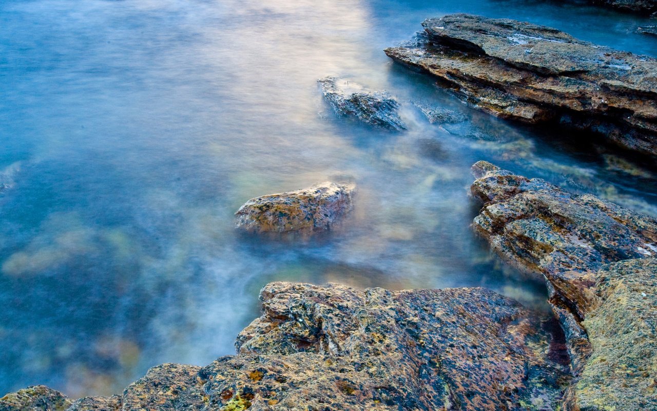 Обои вода, камни, берег, побережье, шотландия, water, stones, shore, coast, scotland разрешение 1920x1200 Загрузить